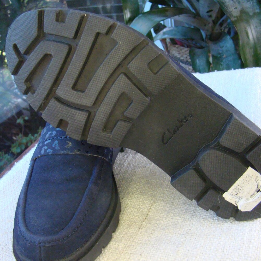 Clarks NEW Calla Ease navy blue genuine suede leather chunky loafers, Sz 6 - Picture 8 of 10